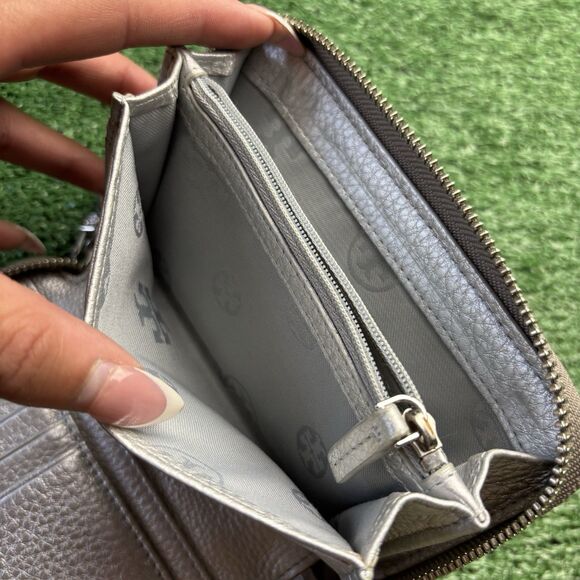 Tory Burch Thea New Ivory White W Gold Zipper Wristlet Wallet  $300 MSRP - Picture 5 of 8